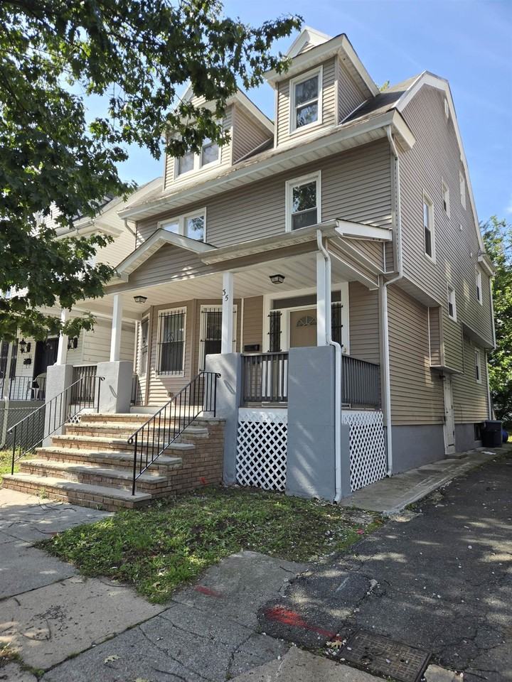 35 N 16th St - Photo 2 of 7