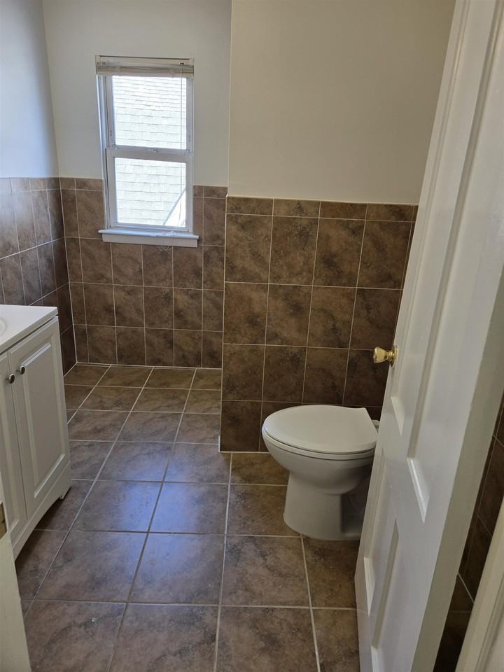 35 N 16th St - Photo 3 of 7