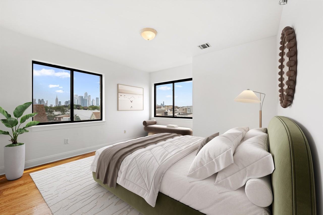 136 41st St #302A - Photo 6 of 12