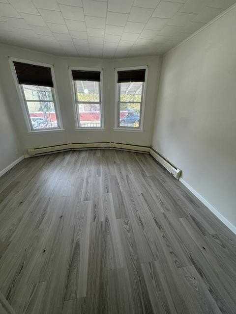 598 Avenue A - Photo 5 of 10