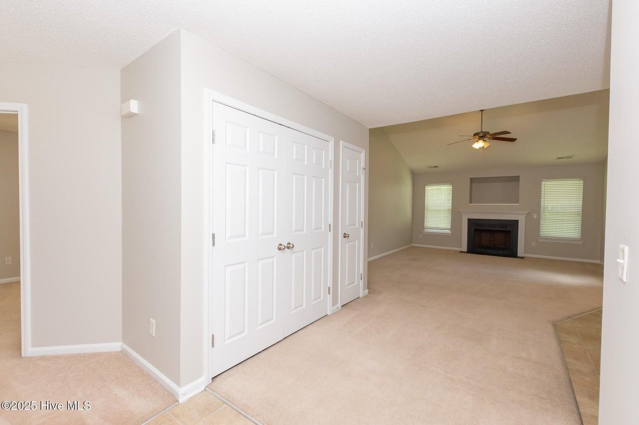606 Mattocks Ave - Photo 5 of 35