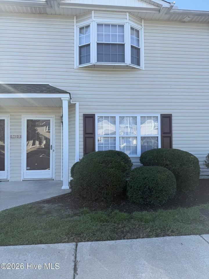 2116 Flagstone Ct #D8