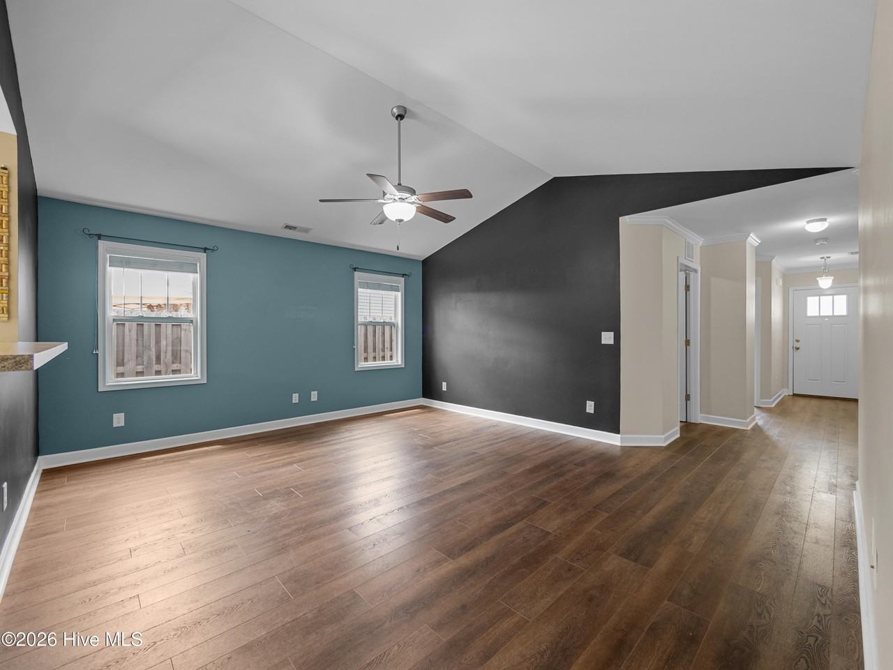 420 Salvo Ct - Photo 5 of 27