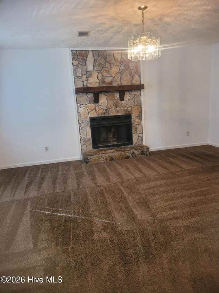 2239 Basswood Dr - Photo 2 of 12