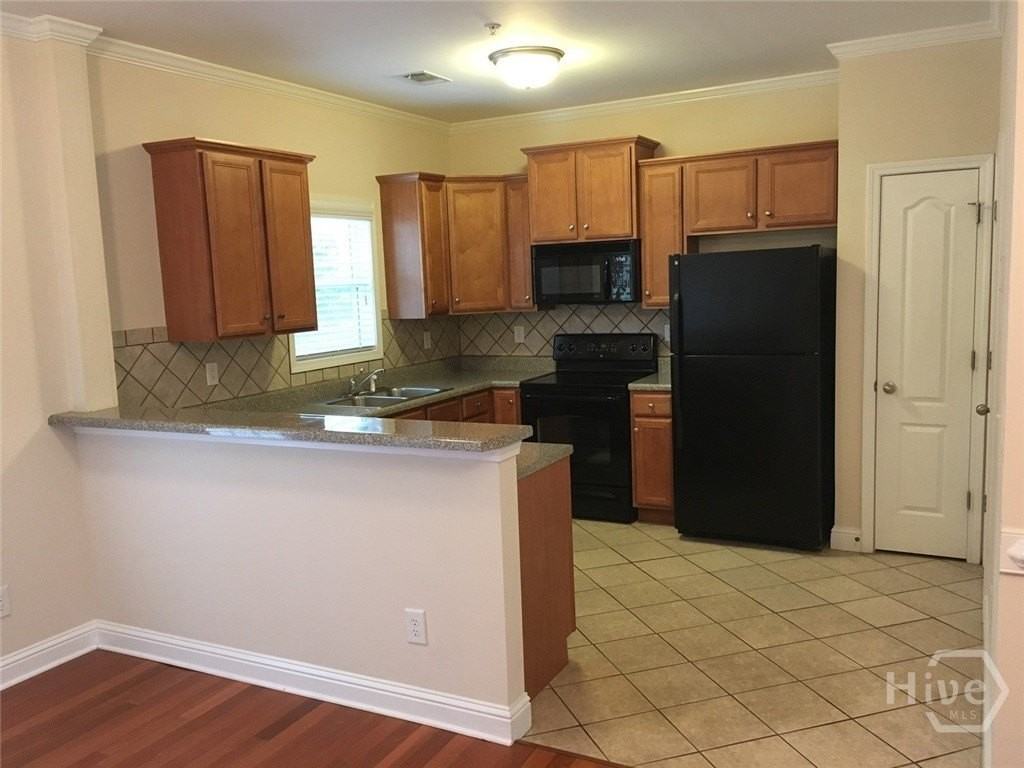 287 Oconee River Cir - Photo 4 of 21