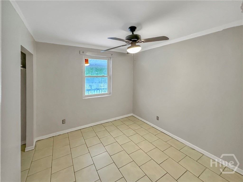 5328 Churchill St - Photo 7 of 15