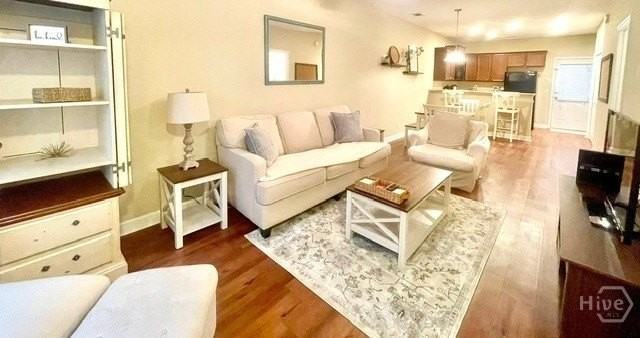 403 Kendal Ct #403 - Photo 4 of 23