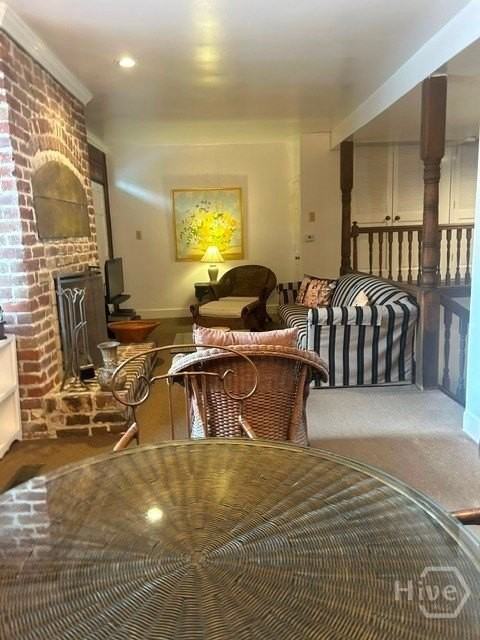 424 E Charlton St - Photo 4 of 25