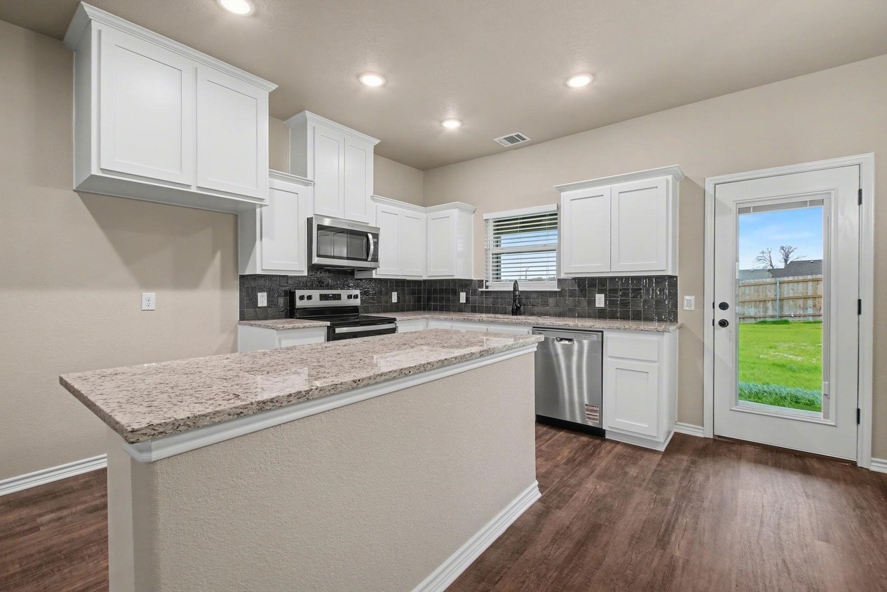 206 Water Well Rd - Photo 3 of 23
