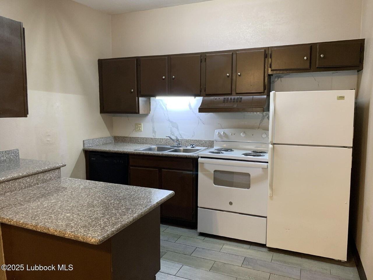 226 Cherry St #17 - Photo 3 of 7