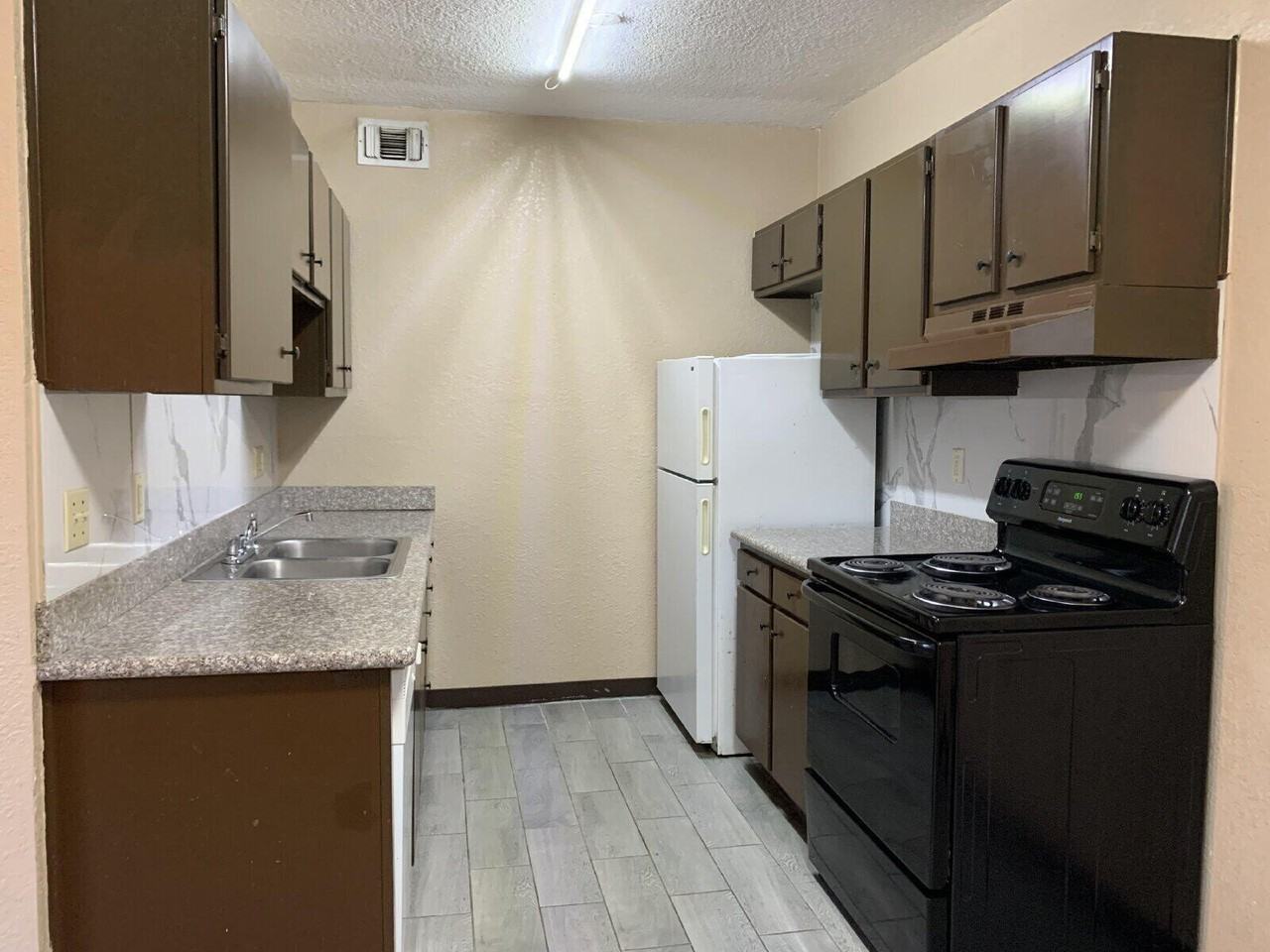 226 Cherry St #36 - Photo 5 of 8