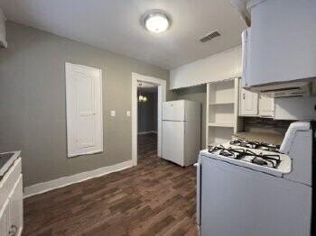 1922 16th St - Photo 4 of 10