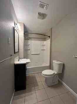 1922 16th St - Photo 5 of 10