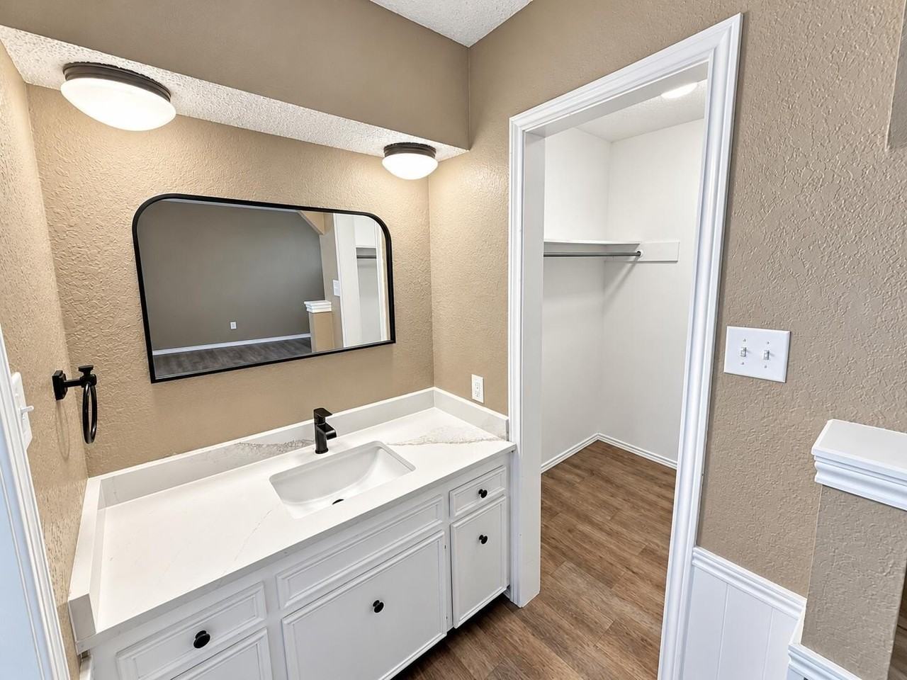 6916 Fremont Ave #A - Photo 6 of 10