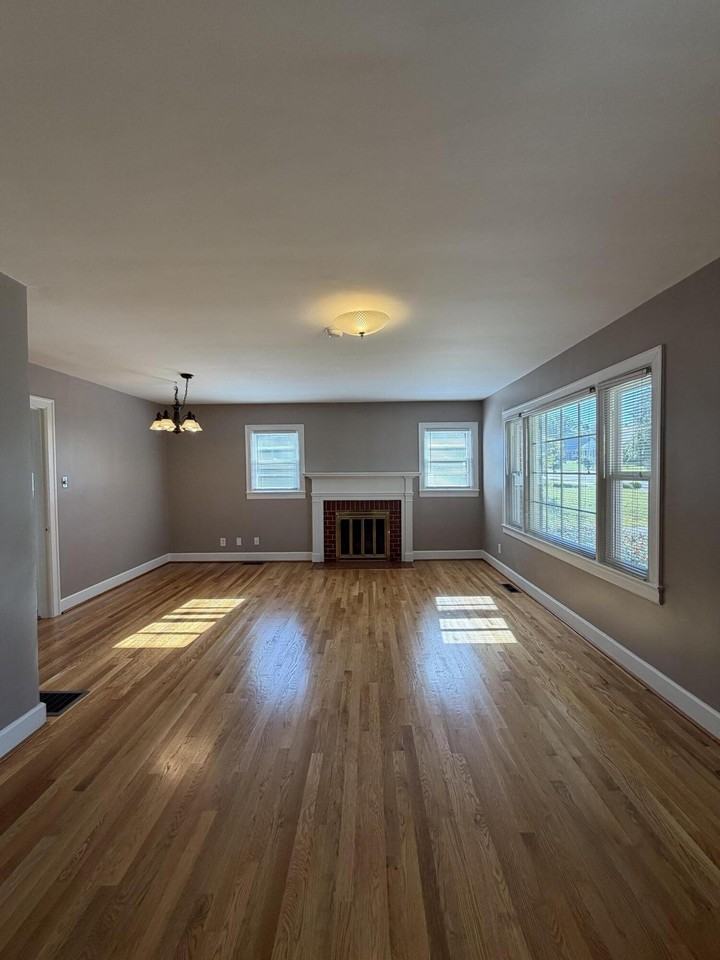 206 Cardinal Ave - Photo 2 of 13