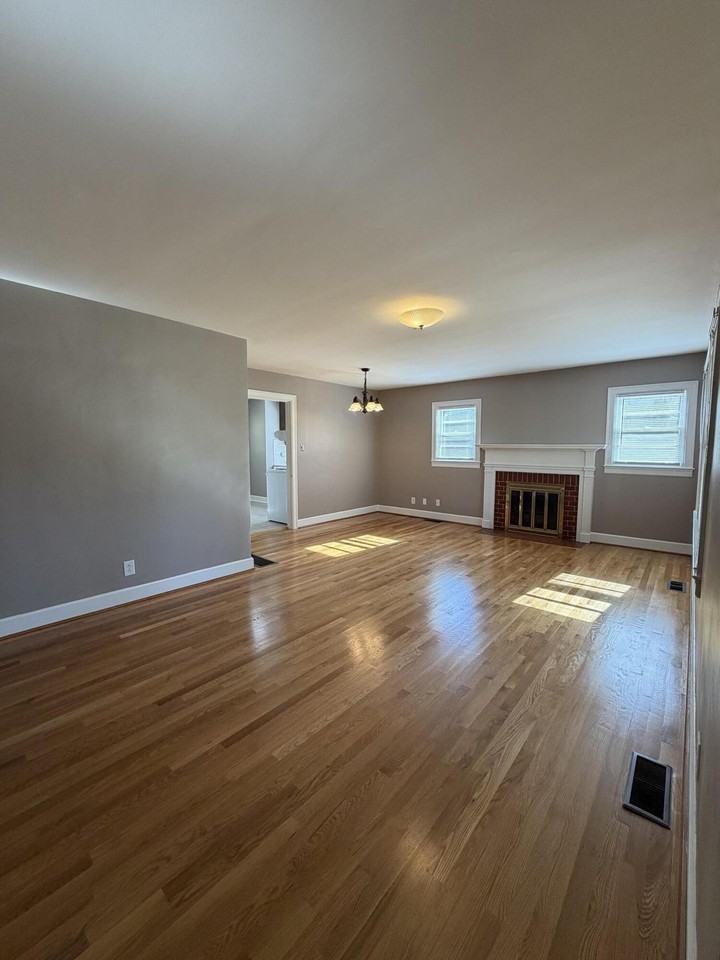 206 Cardinal Ave - Photo 3 of 13