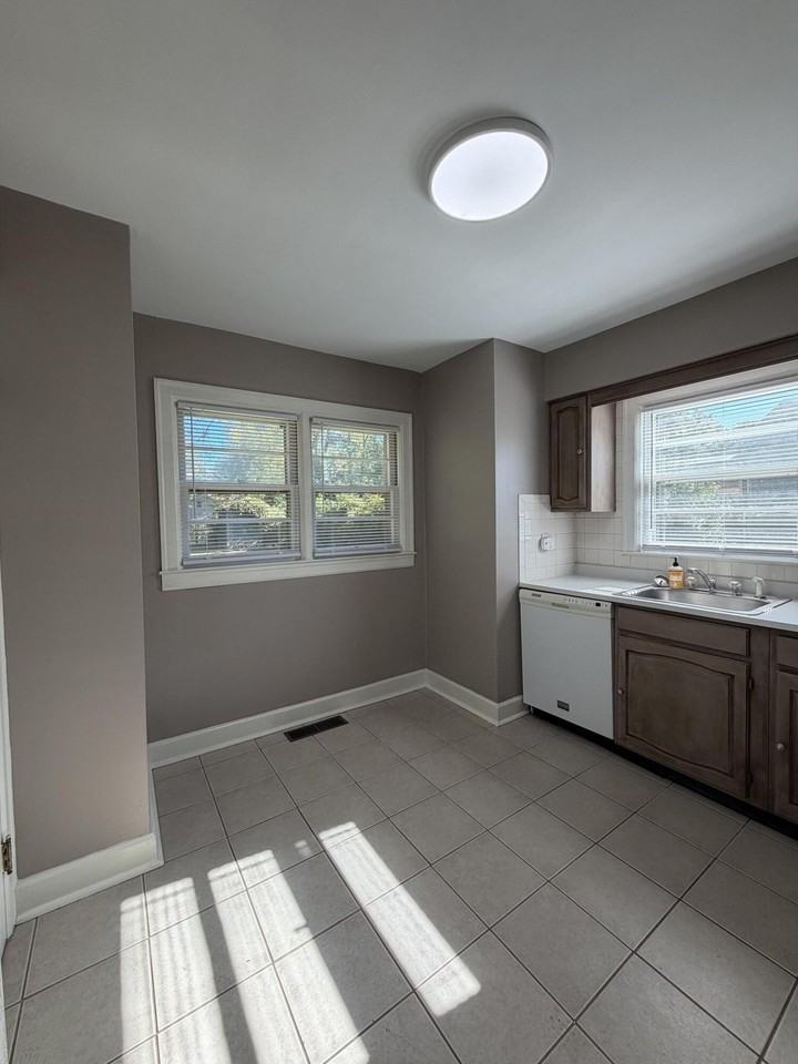 206 Cardinal Ave - Photo 5 of 13