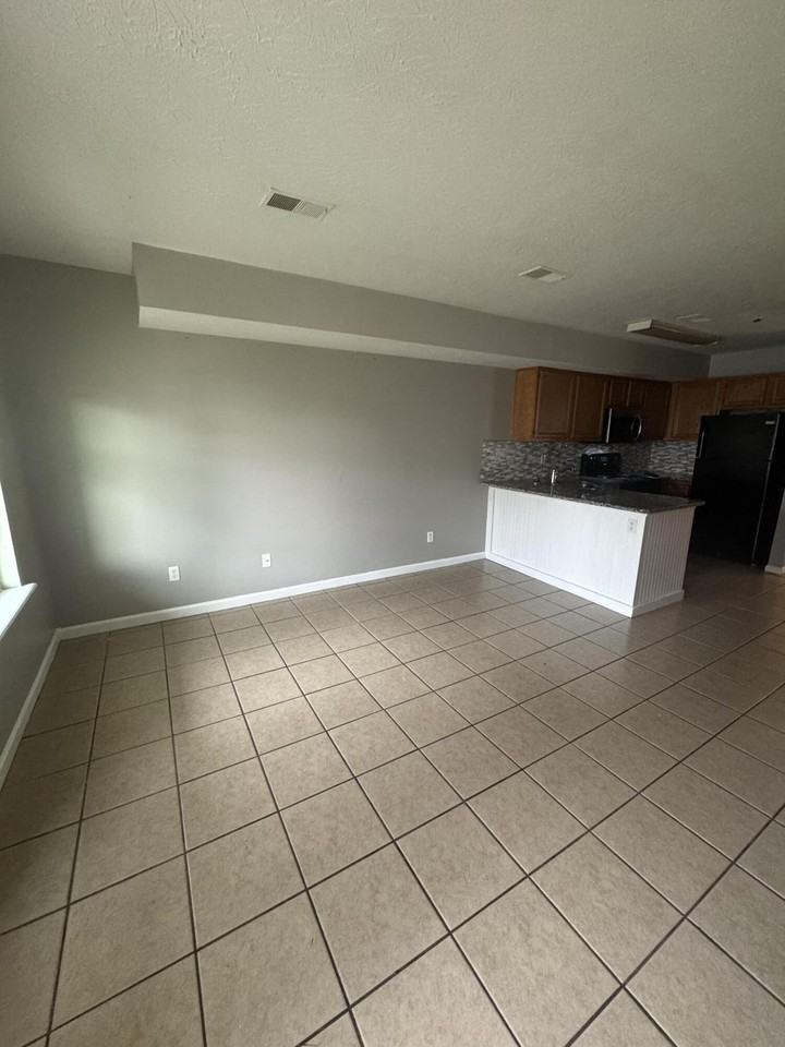228 Mousas Way - Photo 3 of 23