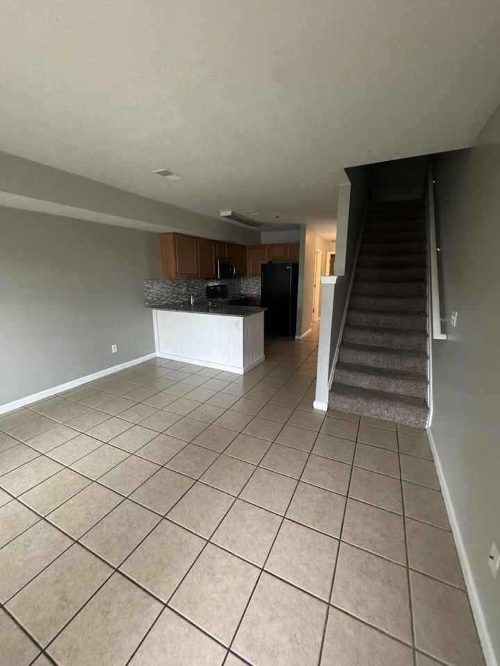 228 Mousas Way - Photo 4 of 23