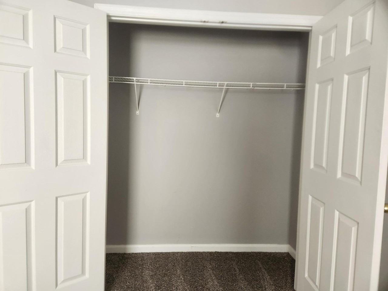 1118 Richmond Green Dr #1 - Photo 5 of 10
