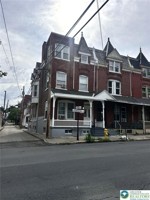 featured image of 123 N 11th St #1