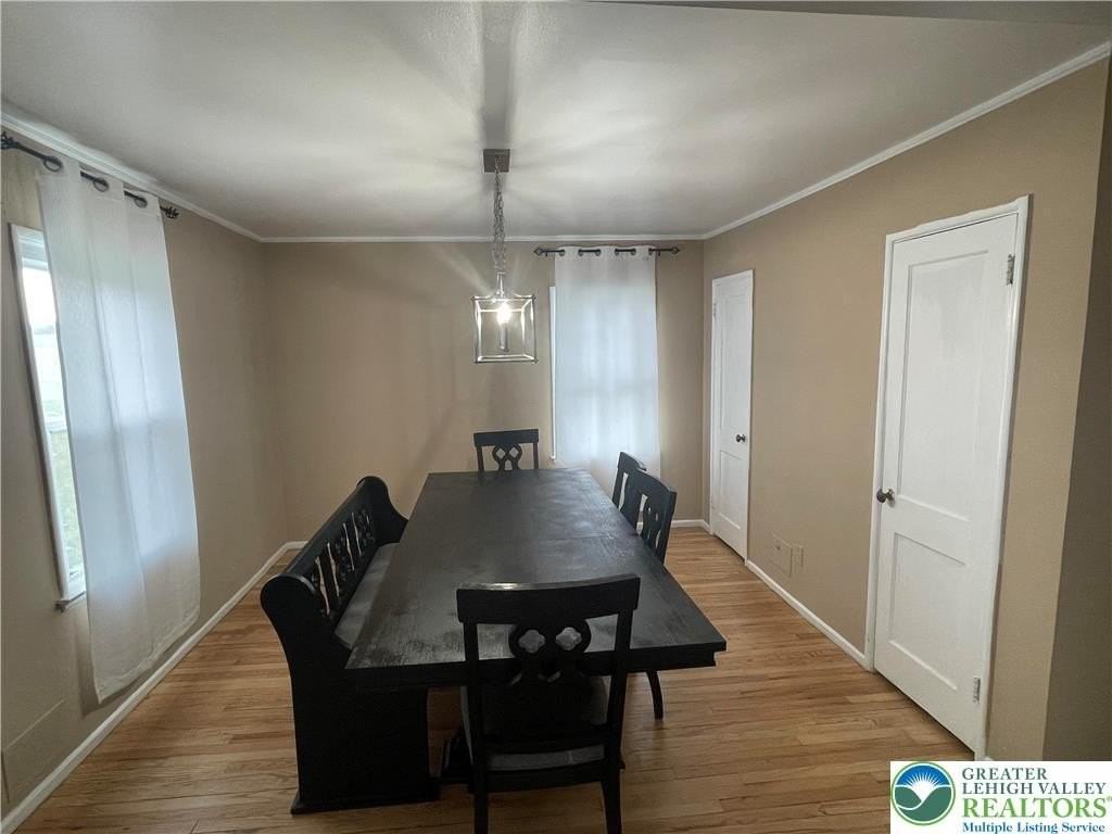 1242 S Jefferson St - Photo 5 of 11