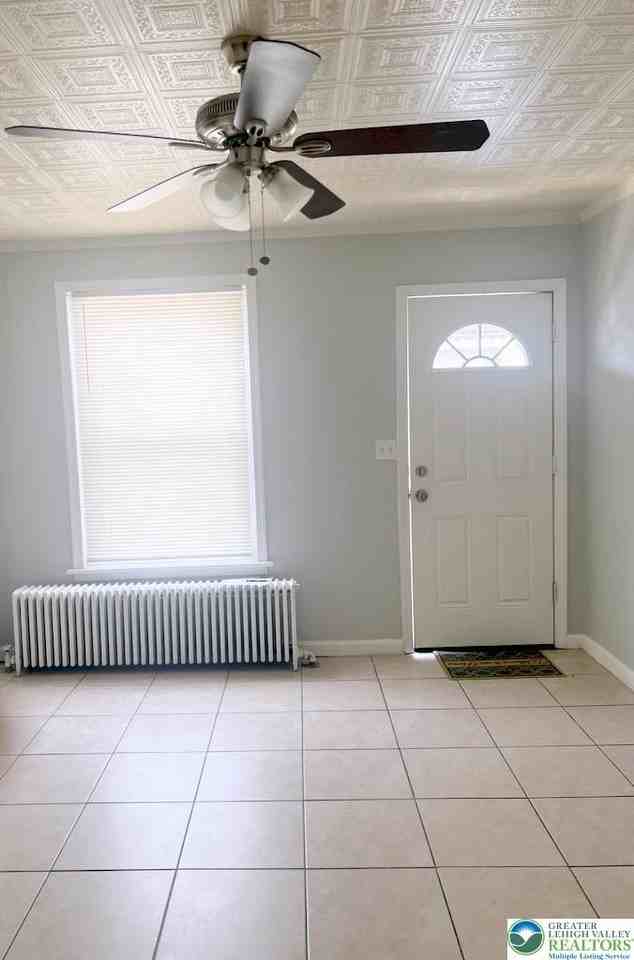 422 W Whitehall St - Photo 2 of 11