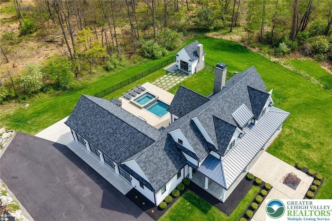 4850 W Hopewell Rd - Photo 4 of 50