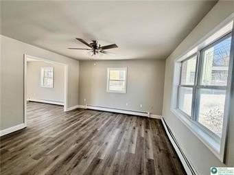 818 William St - Photo 4 of 11