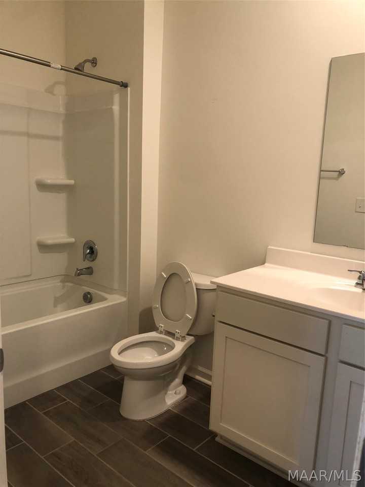6231 Town Ln - Photo 7 of 22