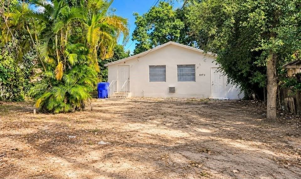 5647 Nw 5th Ct #B - Photo 7 of 8