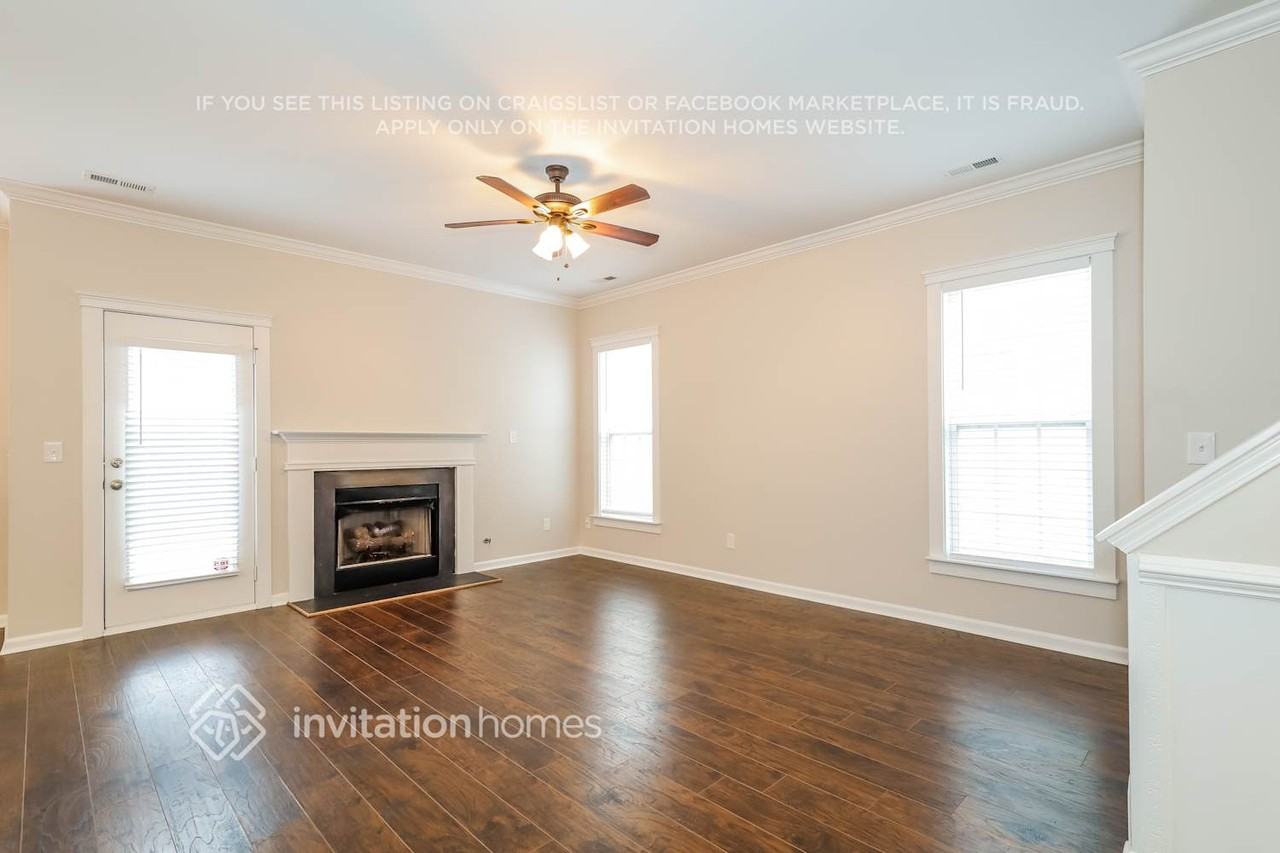 7420 Darblay St - Photo 4 of 18