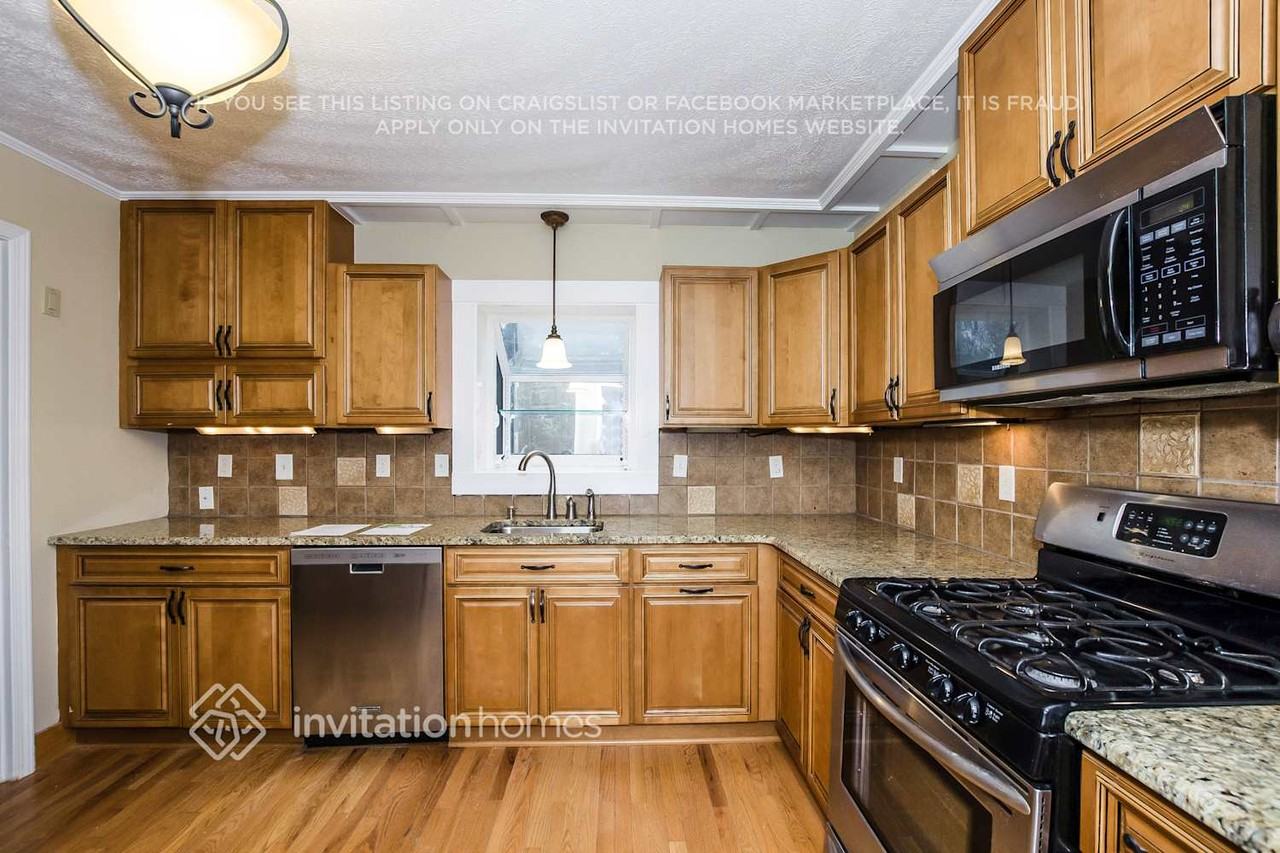 3860 Litchfield Rd - Photo 6 of 19