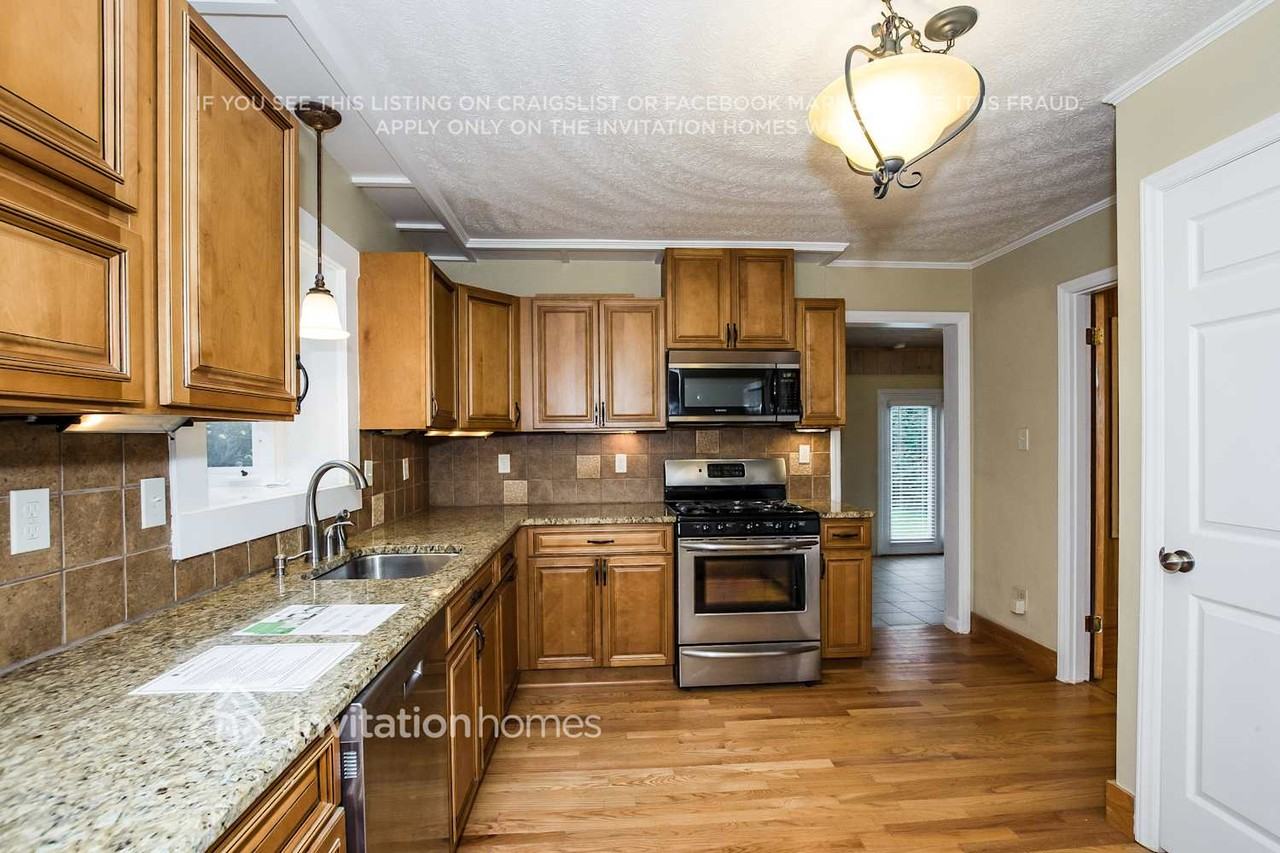 3860 Litchfield Rd - Photo 7 of 19