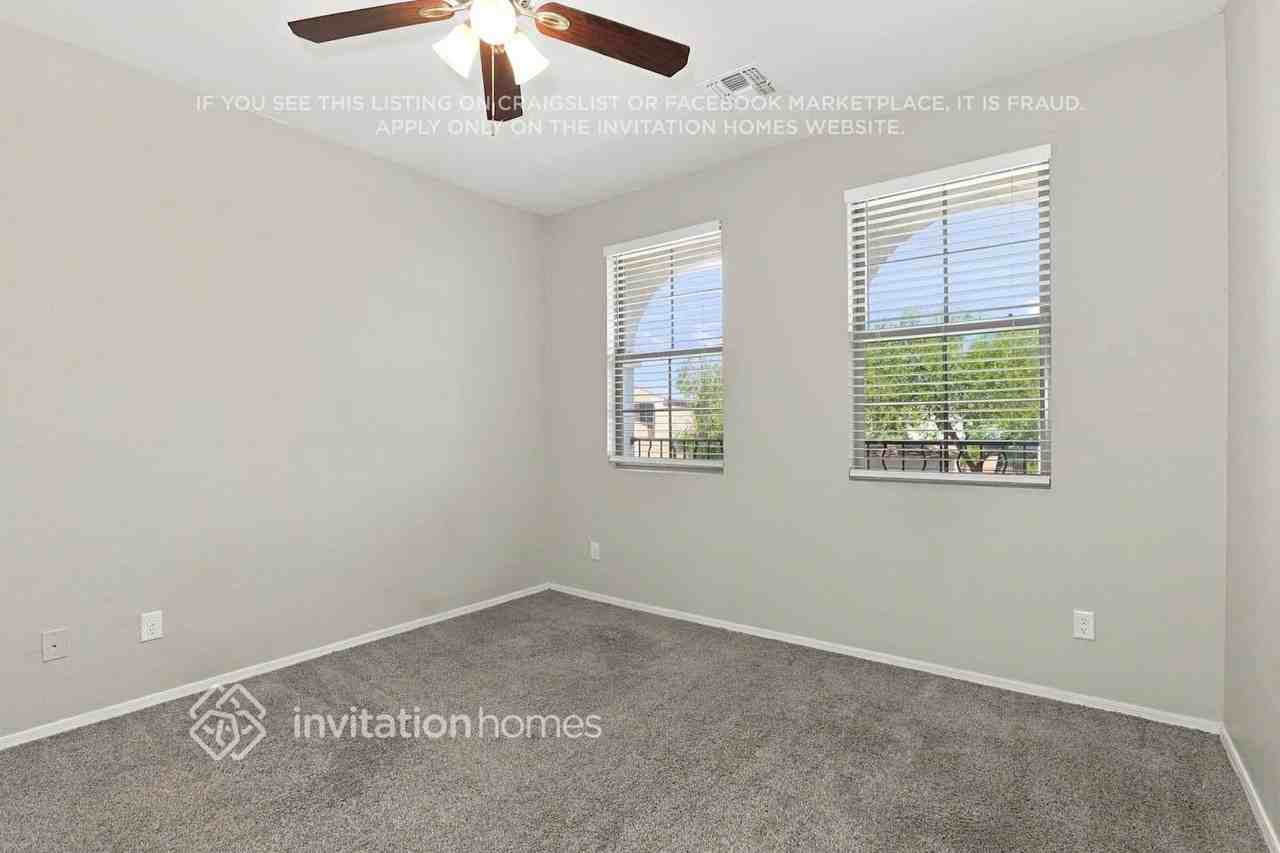 4162 S Ponderosa Dr - Photo 3 of 18