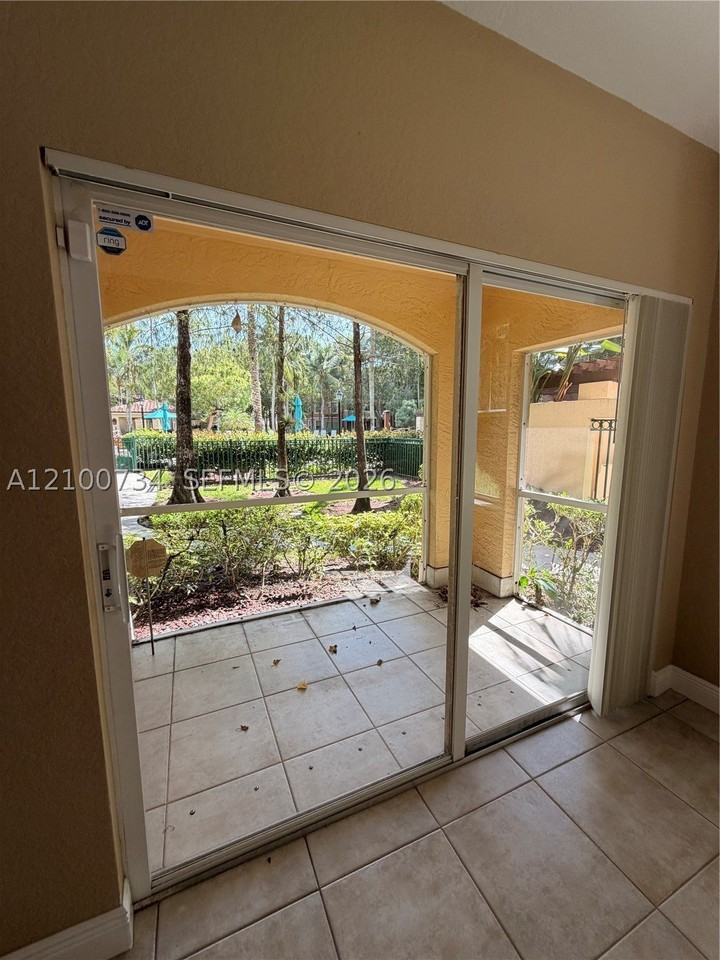 6708 W Sample Rd #6708 - Photo 4 of 13