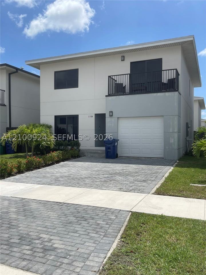 1384 Nw 2nd Ter - Photo 2 of 47