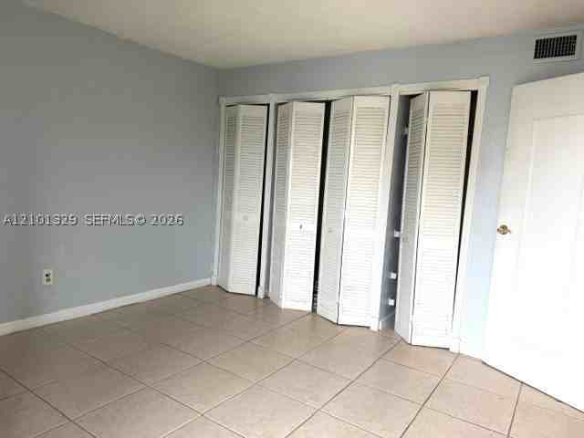 10391 N Kendall Dr #T5 - Photo 4 of 13