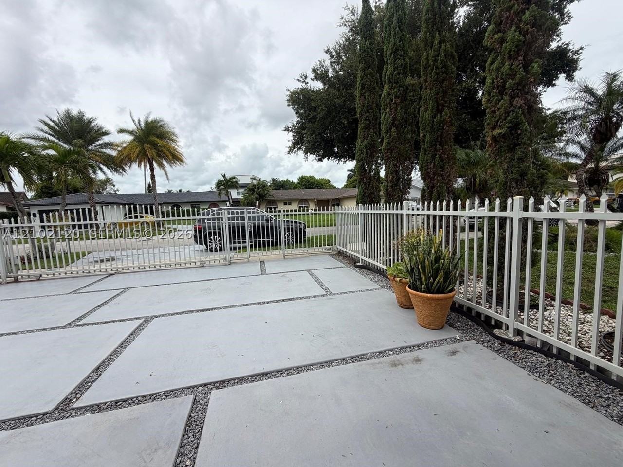 15821 Sw 141st Ct #1 - Photo 3 of 24