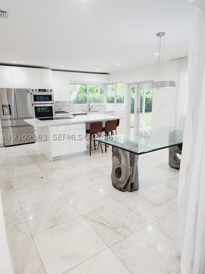 7425 Sw 128th St - Photo 6 of 24
