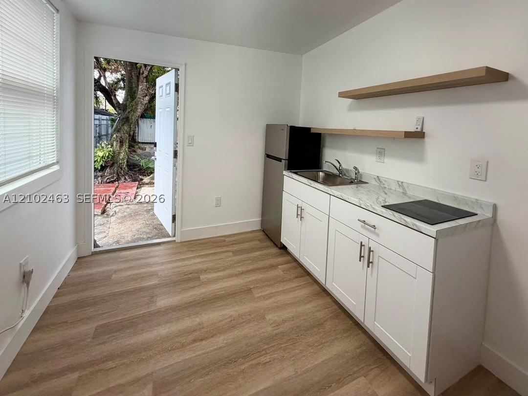 3013 Nw Flagler Ter - Photo 2 of 13