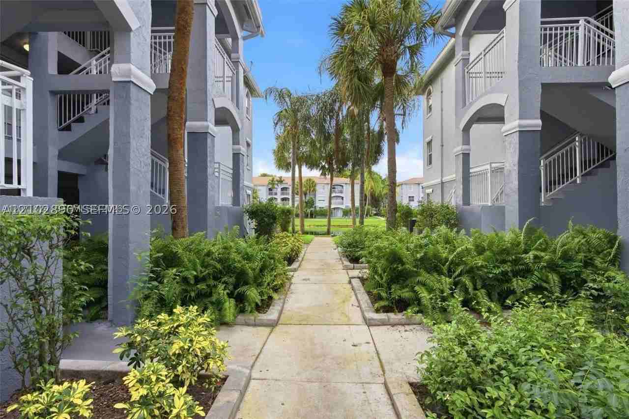 9615 Nw 1st Ct #10-302 - Photo 4 of 39