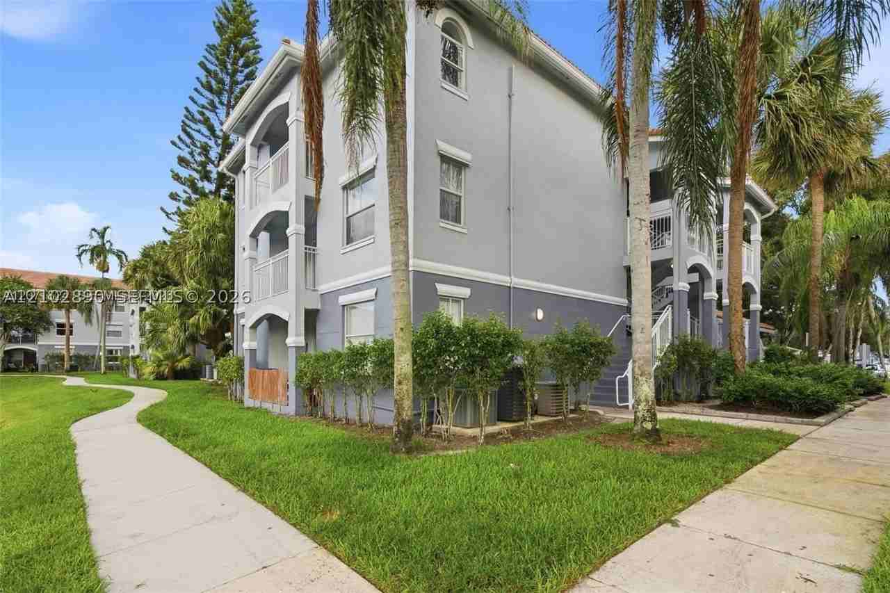 9615 Nw 1st Ct #10-302 - Photo 5 of 39