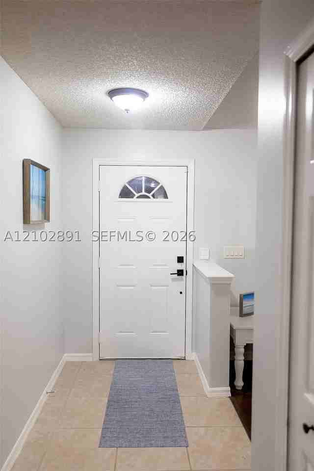 600 Delmonico St Ne - Photo 3 of 20