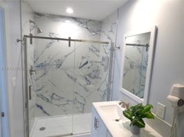 featured image of 601 Sw Haas Ave #E