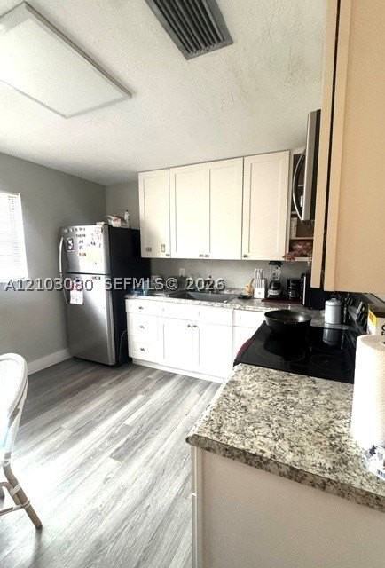 1709 Shenandoah St #B - Photo 5 of 13