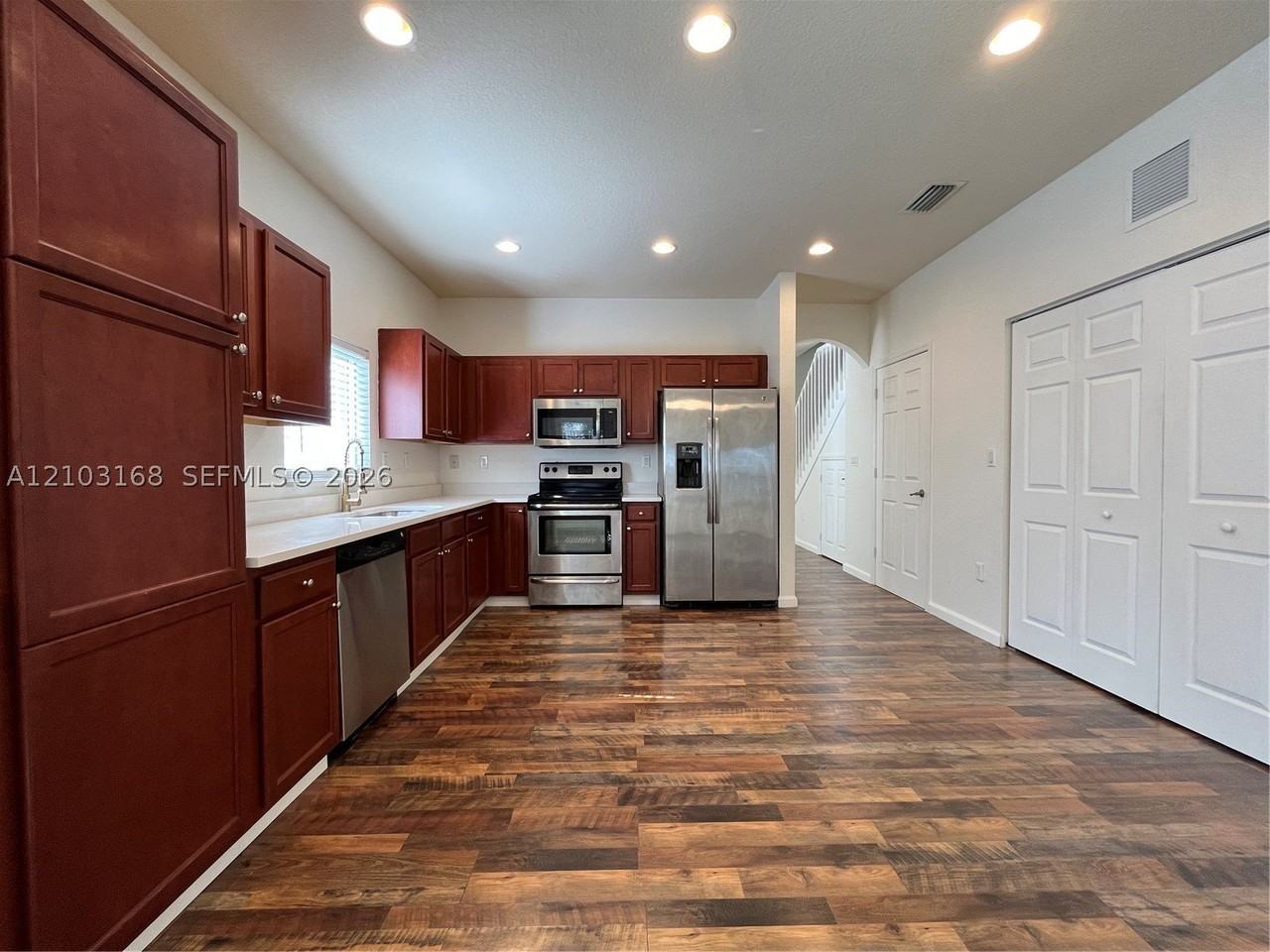 3096 Nw 29th Ct - Photo 4 of 25