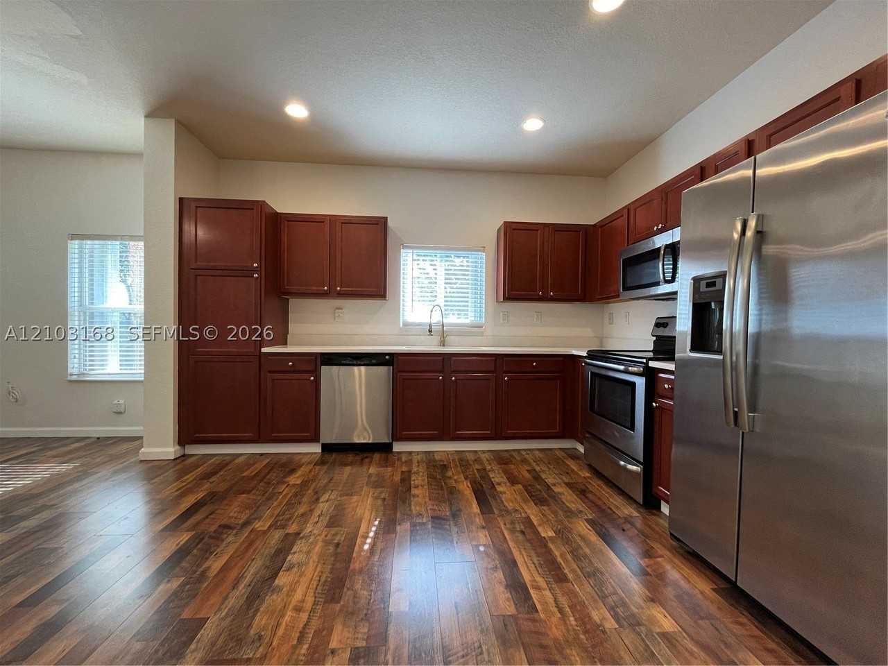 3096 Nw 29th Ct - Photo 5 of 25