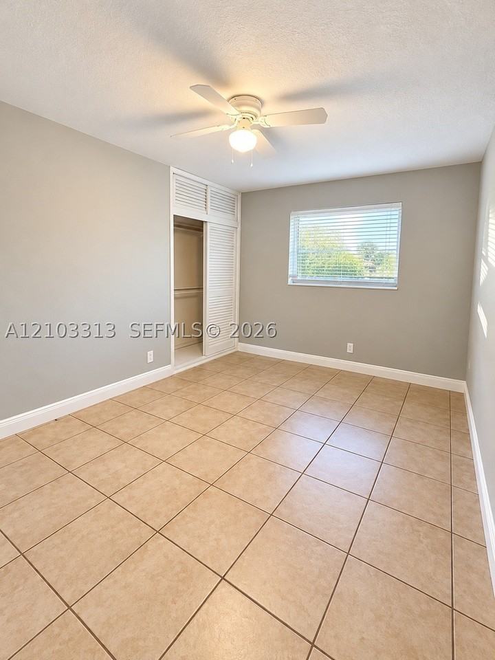 12217 Hillman Dr - Photo 6 of 11