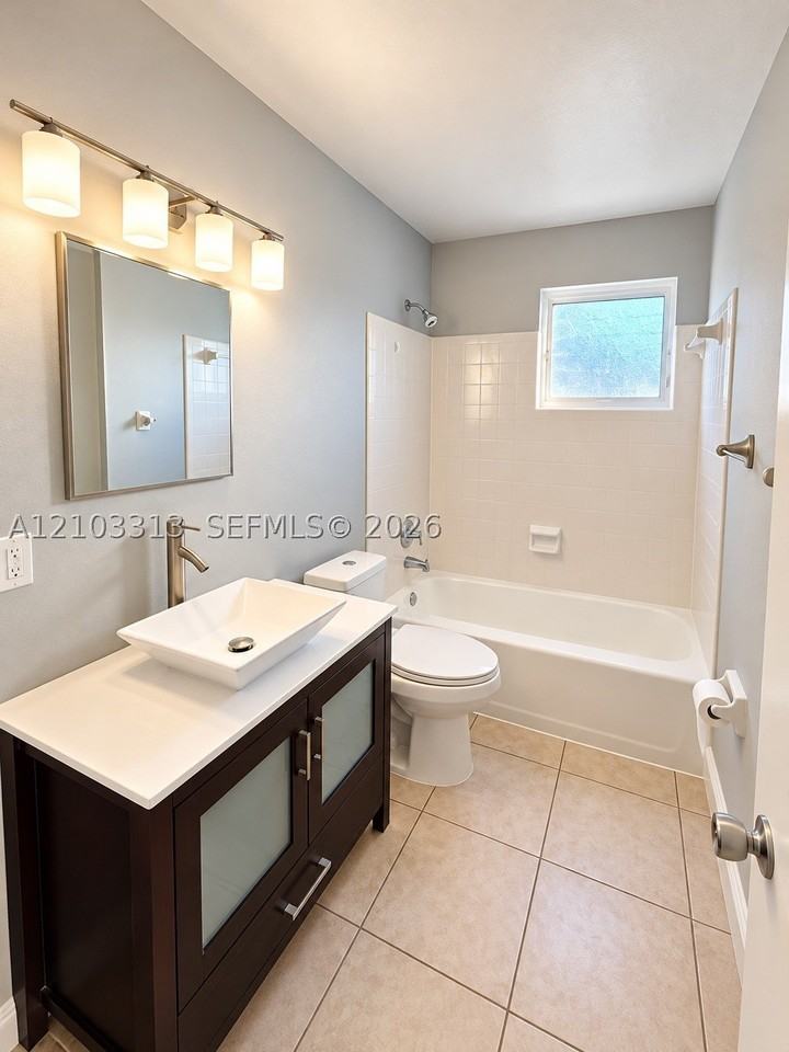 12217 Hillman Dr - Photo 7 of 11